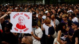 foto: Aksi Demonstran terhadap kematian Nahel di Prancis